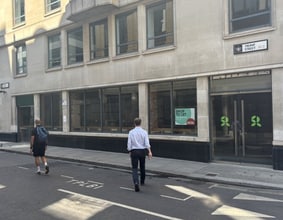 35 King St, Londres à louer Photo de l’immeuble– Image 1 sur 2