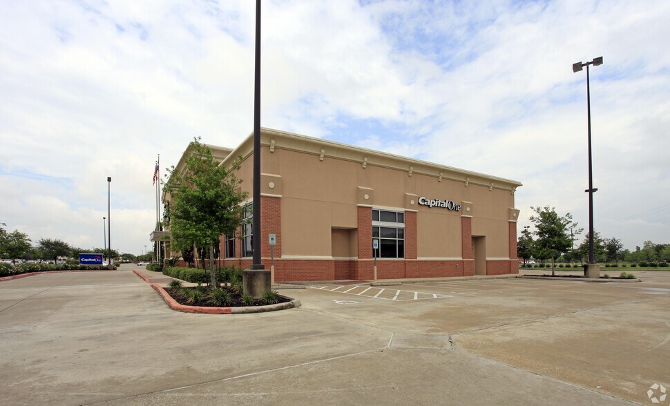 1855 W Bay Area Blvd, Webster, TX à louer - Photo de l’immeuble – Image 2 sur 6