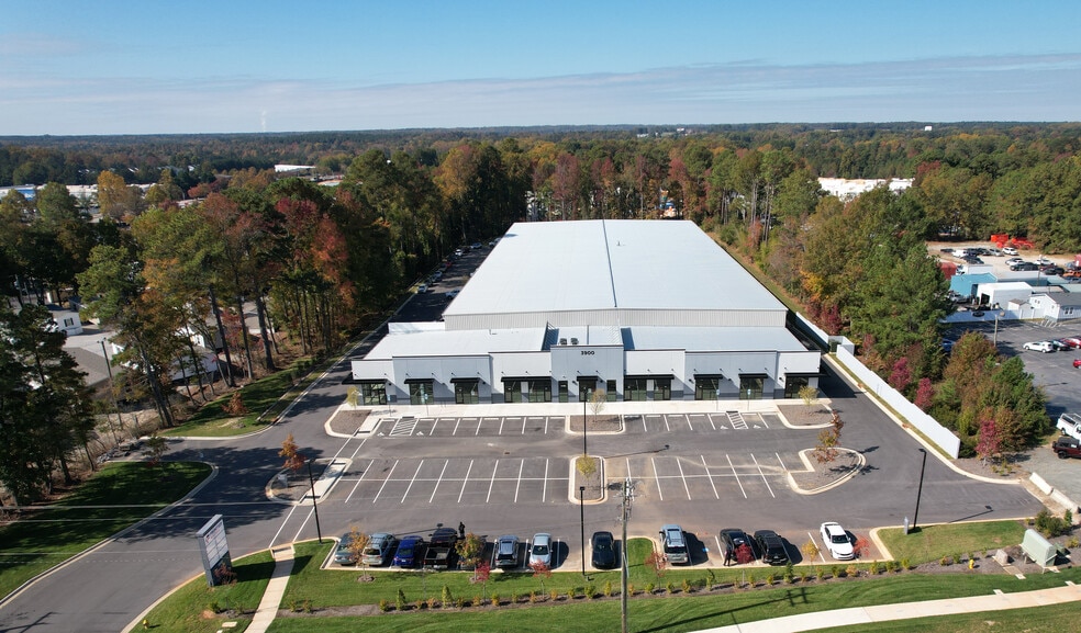 3900 Fayetteville Rd, Raleigh, NC à louer - Photo de l’immeuble – Image 1 sur 2