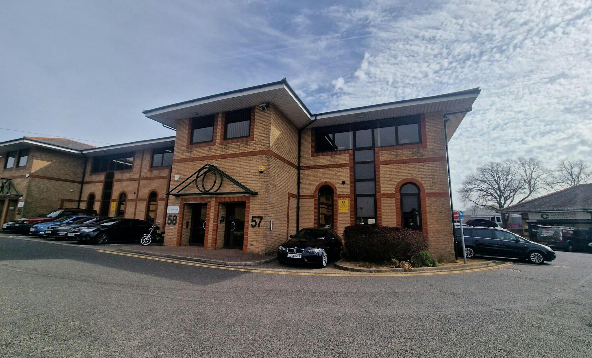 Kingsclere Rd, Basingstoke à louer Photo de l’immeuble– Image 1 sur 2