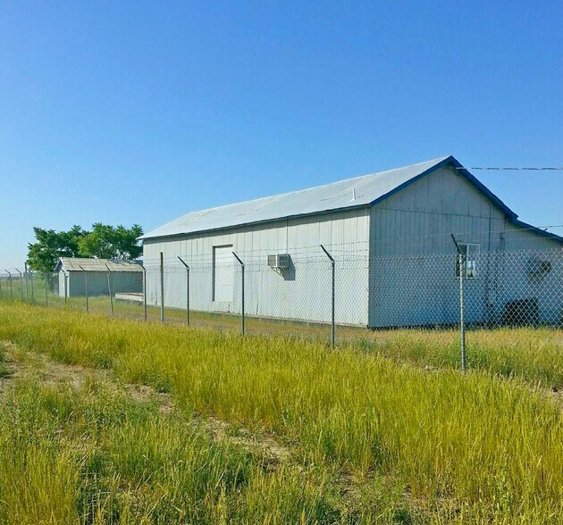 4040 County 99 W Rd, Dunnigan, CA à louer - Photo de l’immeuble – Image 2 sur 7