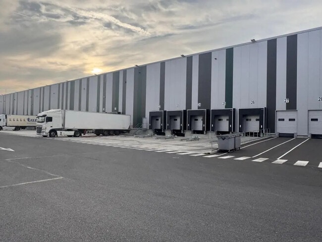 Plus de détails pour Bureau, Industriel/Logistique à louer