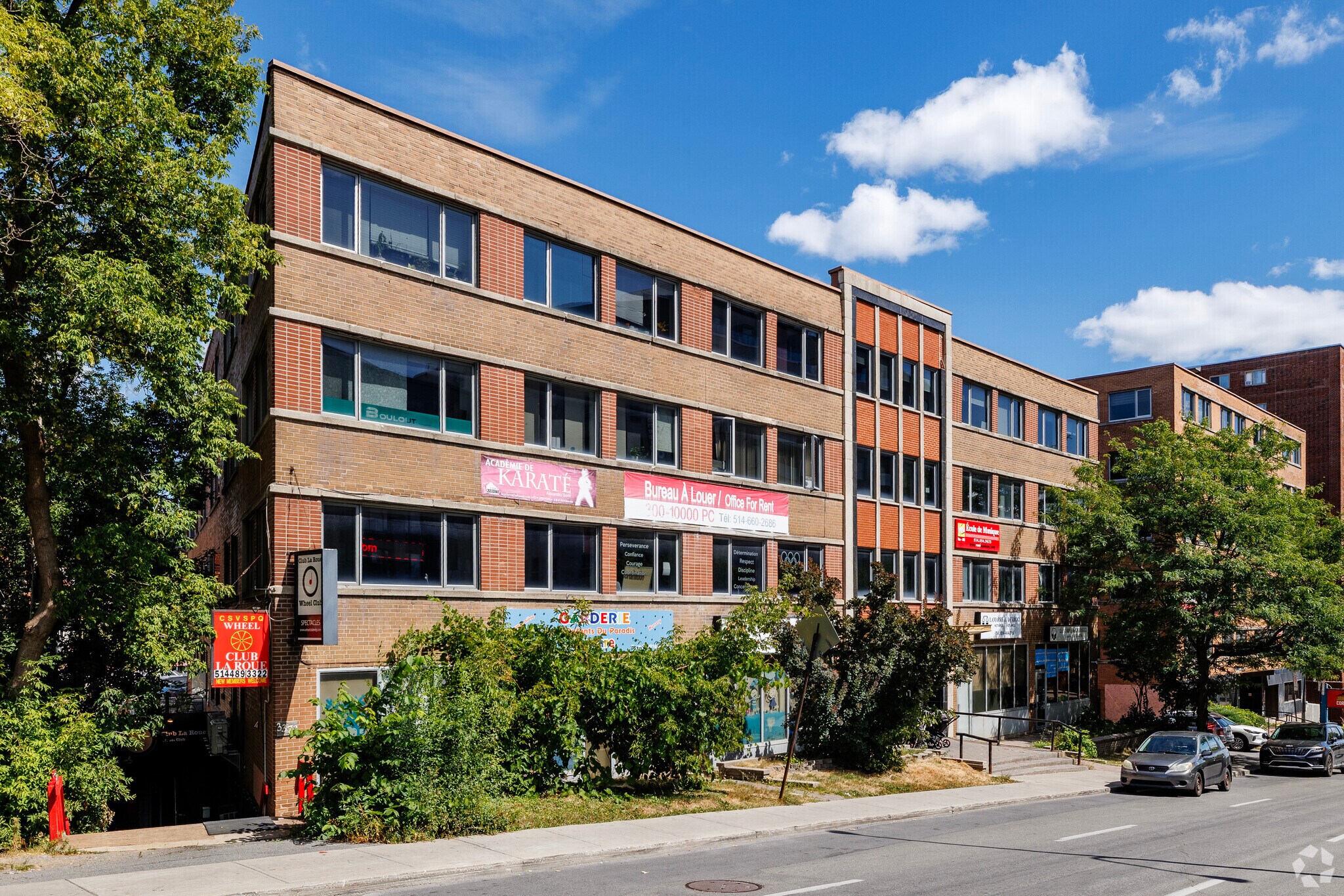 3333-3363 Boul Cavendish, Montréal, QC à vendre Photo principale– Image 1 sur 4