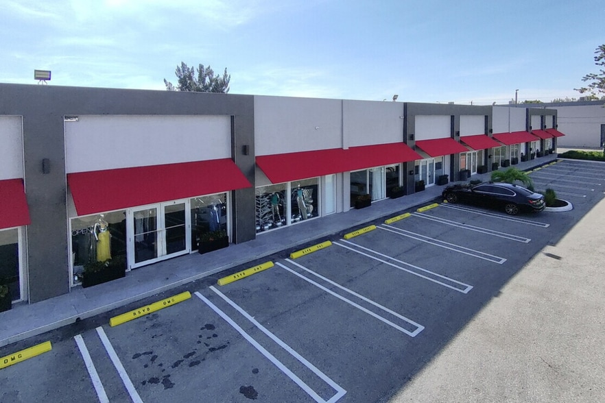 7850 NW 32nd St, Doral, FL à louer - Photo de l’immeuble – Image 3 sur 16