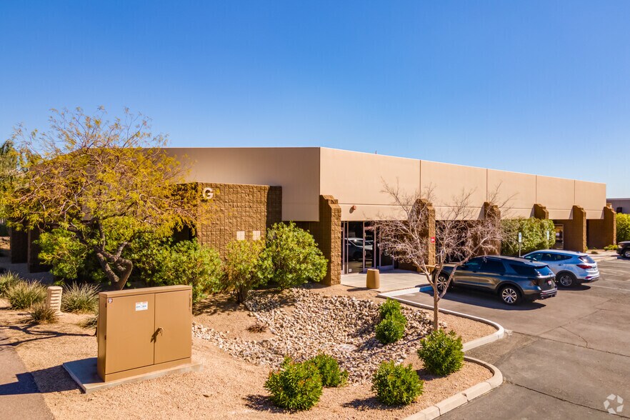 17235 N 75th Ave, Glendale, AZ à vendre - Photo de l’immeuble – Image 2 sur 5