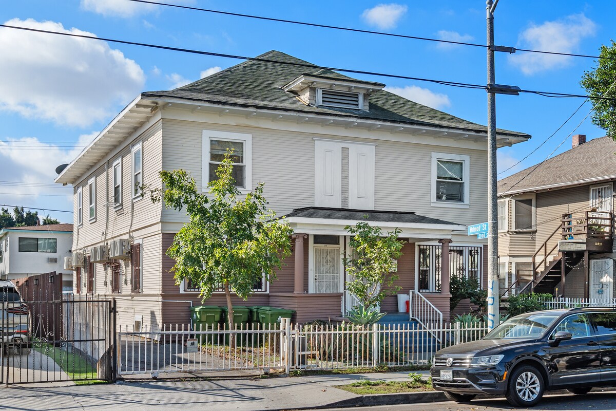 1276 W 22nd St, Los Angeles, CA à vendre Photo de l’immeuble– Image 1 sur 16