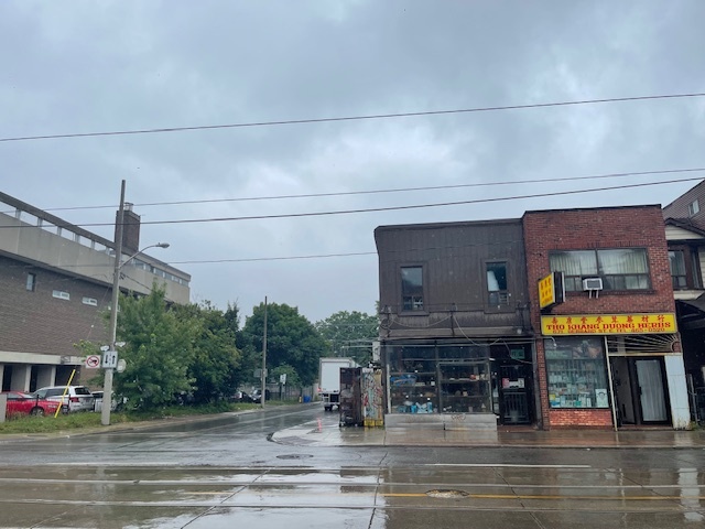 673 Gerrard St E, Toronto, ON à vendre - Photo de l’immeuble – Image 1 sur 8