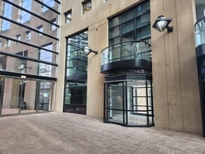 300 W Georgia St, Vancouver, BC à louer Photo intérieure– Image 2 sur 3