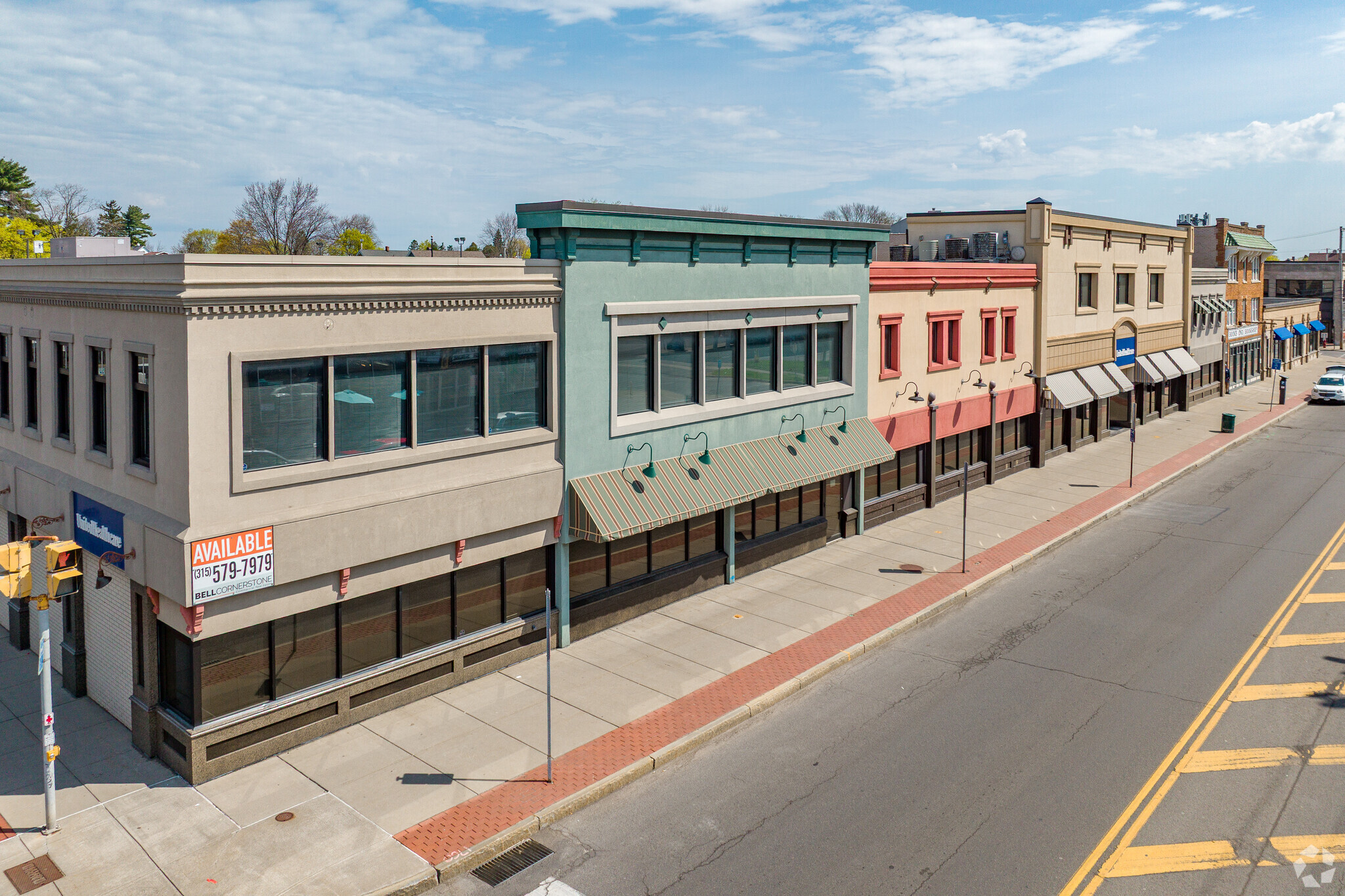 2401-2425 James St, Syracuse, NY à louer Photo principale– Image 1 sur 6