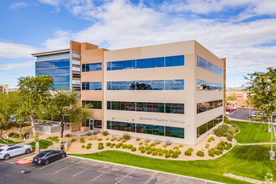 20860 N Tatum Blvd, Phoenix, AZ à louer - Photo de l’immeuble – Image 2 sur 6