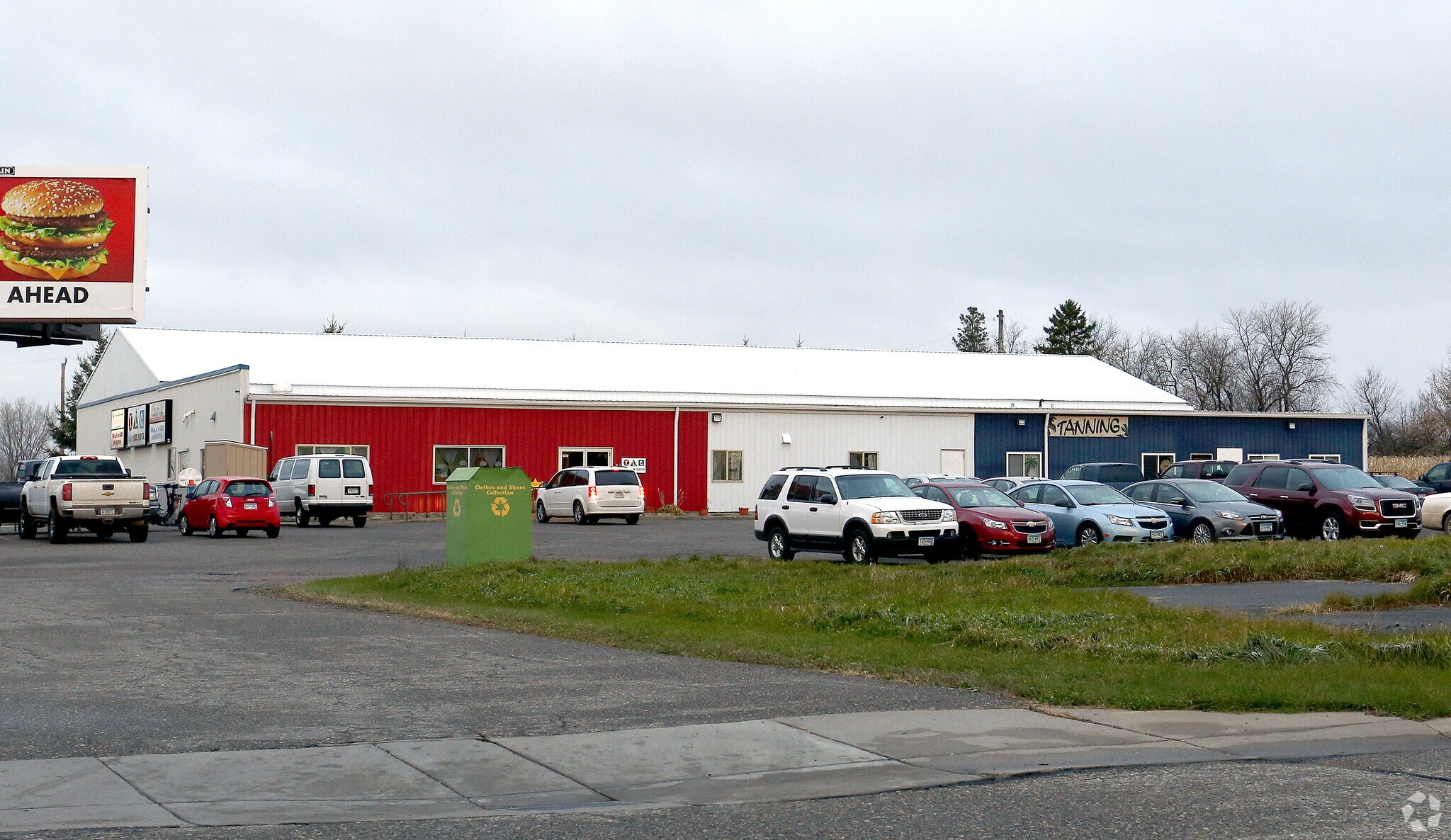 1061 Highway 23, Foley, MN à vendre Photo principale– Image 1 sur 6