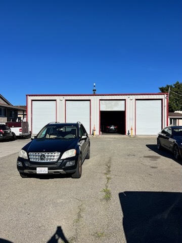 2697 El Portal Dr, San Pablo, CA à louer Photo de l’immeuble– Image 1 sur 5