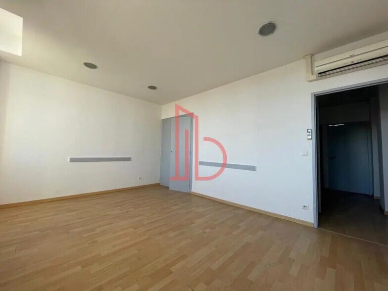 Bureau dans Le Bouscat à louer - Photo intérieure – Image 3 sur 7