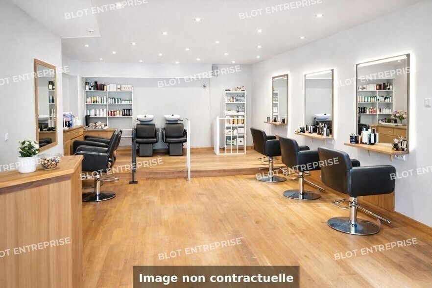 Local commercial dans Dinan à louer - Photo de l’immeuble – Image 3 sur 10
