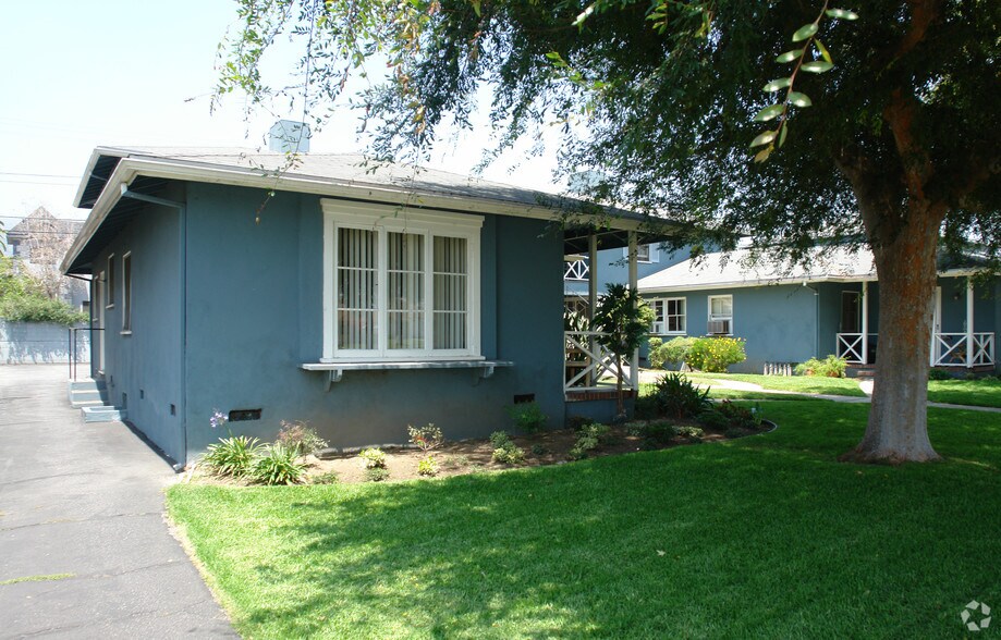 625-629 W Glenoaks Blvd, Glendale, CA à vendre - Photo de l’immeuble – Image 3 sur 13