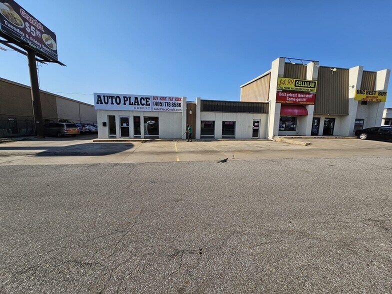4303-4311 NW 39th St, Oklahoma City, OK à louer - Photo de l’immeuble – Image 3 sur 27