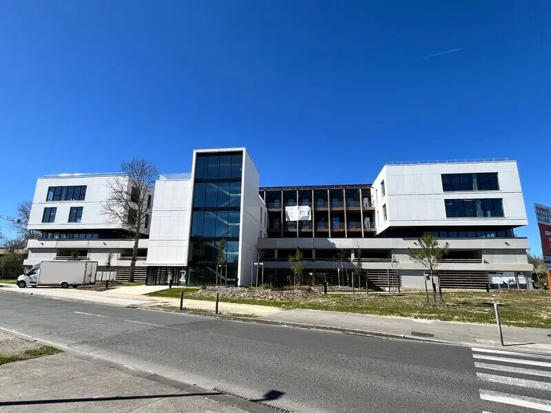 1-7 Avenue Léonard De Vinci, Pessac à vendre Photo de l’immeuble– Image 1 sur 13