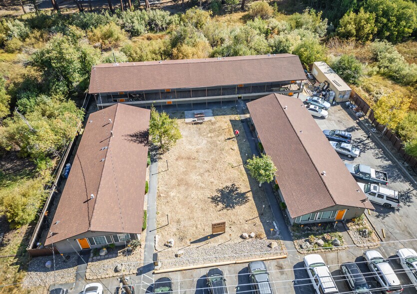 3715 Blackwood Rd, South Lake Tahoe, CA à vendre - Photo de l’immeuble – Image 3 sur 9