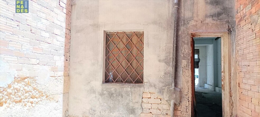 Local commercial dans València à louer - Photo de l’immeuble – Image 3 sur 4