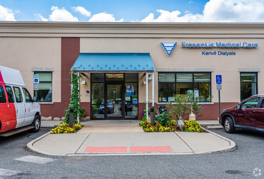 677 Route 46, Kenvil, NJ à louer - Photo de l’immeuble – Image 2 sur 5