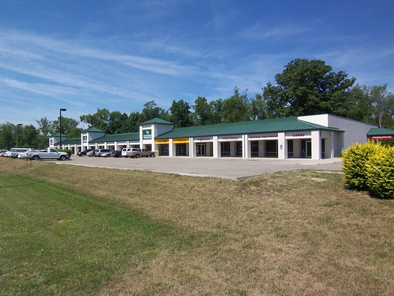 3921-3949 Northpointe Dr, Zanesville, OH à louer - Photo de l’immeuble – Image 2 sur 7
