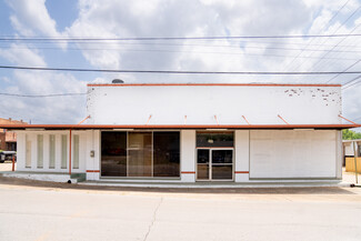 Plus de détails pour 201 E Houston Ave, Crockett, TX - Local commercial à vendre