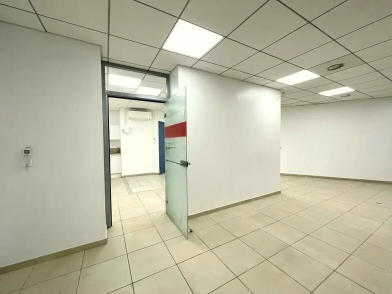 Local commercial dans Nice à louer - Photo intérieure – Image 3 sur 5