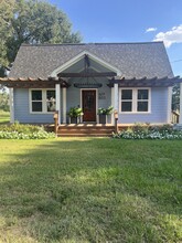 803 Austin St, Richmond, TX à louer Photo de l’immeuble– Image 1 sur 19