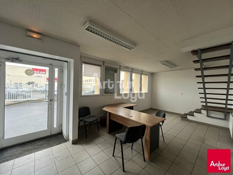 Local d’activités dans Rennes à louer - Photo intérieure – Image 3 sur 16