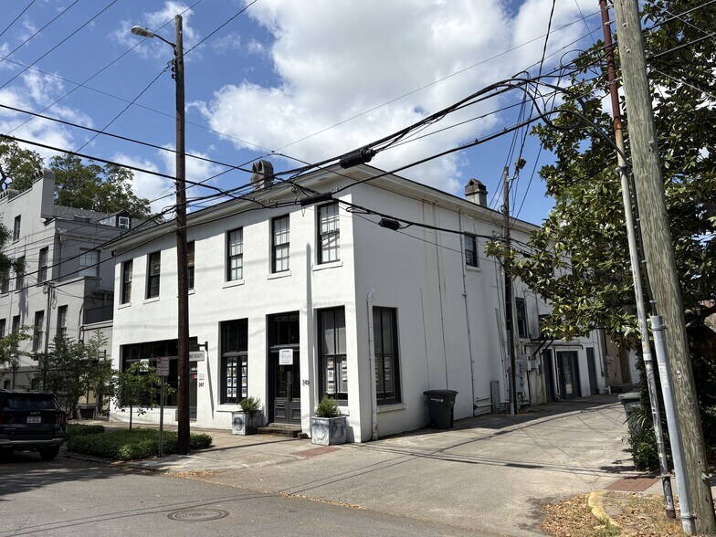 347 Abercorn St, Savannah, GA à louer - Photo de l’immeuble – Image 2 sur 2
