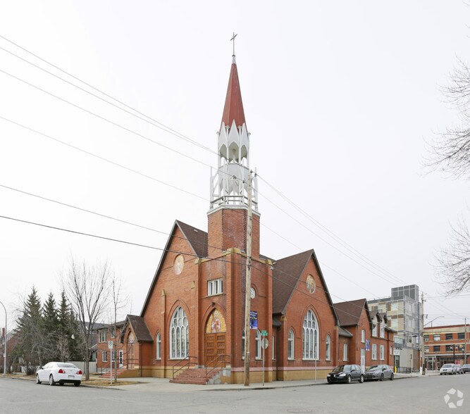 1405 8th Ave SE, Calgary, AB à vendre - Photo principale – Image 1 sur 5