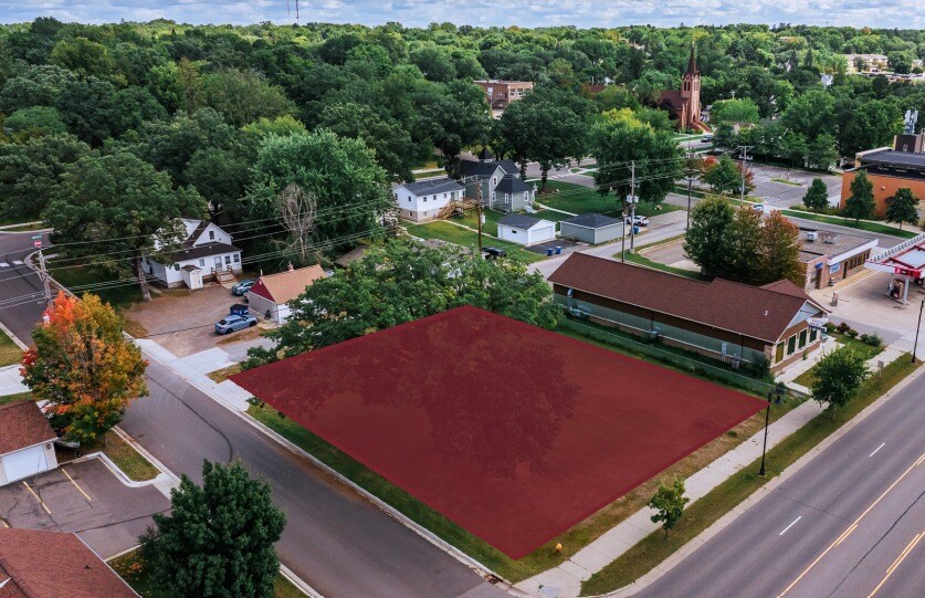 520 N Benton Dr, Sauk Rapids, MN à vendre - Photo de l’immeuble – Image 2 sur 3