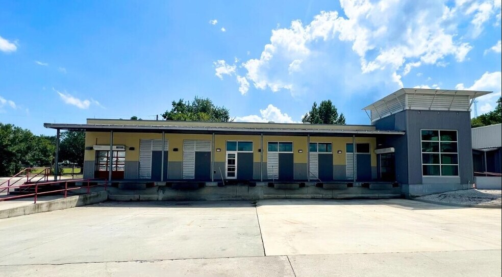 2501 E President St, Savannah, GA à louer - Photo de l’immeuble – Image 2 sur 30