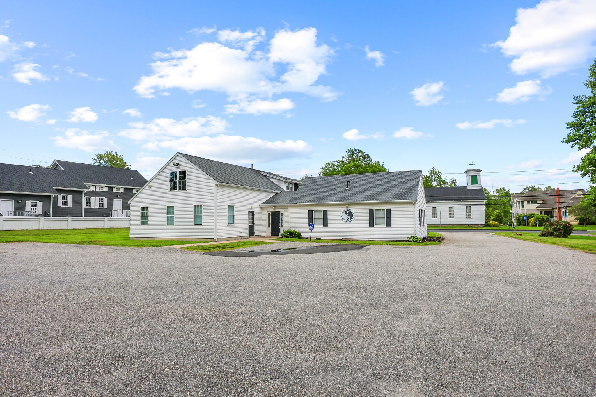 27 Main St, Hebron, CT à vendre Photo principale– Image 1 sur 5