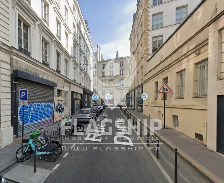Local commercial dans Paris à louer - Photo de l’immeuble – Image 2 sur 3