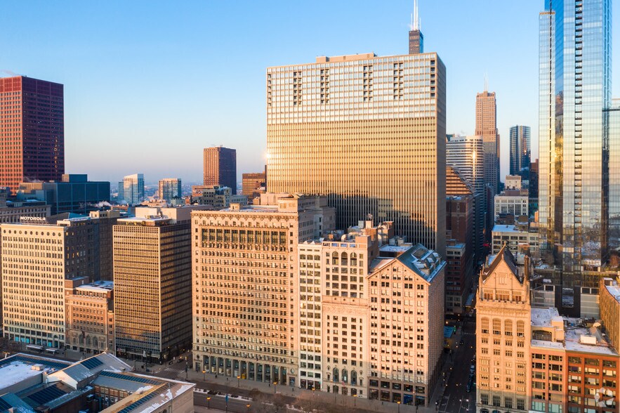 55 E Monroe St, Chicago, IL à louer - Aérien – Image 2 sur 28