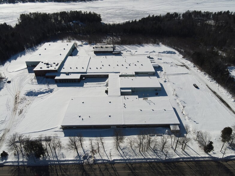 128 Weld Rd, Wilton, ME à vendre - Photo de l’immeuble – Image 2 sur 10