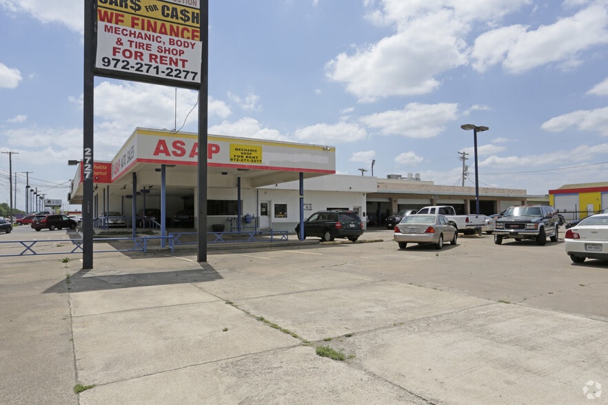 2727 S Garland Ave, Garland, TX à louer - Photo principale – Image 1 sur 5