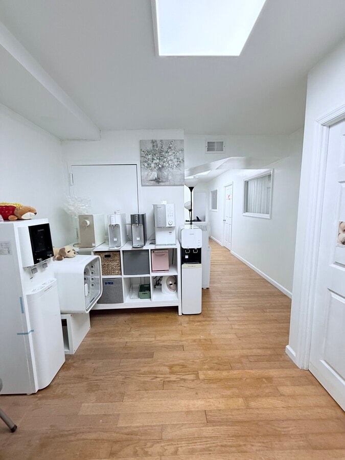 14022-14024 31st Dr, Flushing, NY 11354 - Lot CF - - Photo intérieure - Image 2 of 10