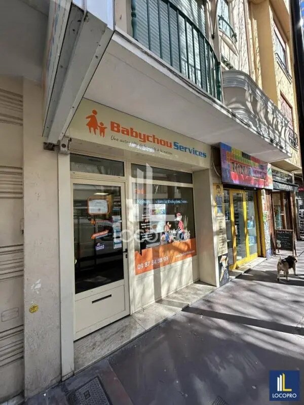 Local commercial dans Antibes à louer Photo de l’immeuble– Image 1 sur 6