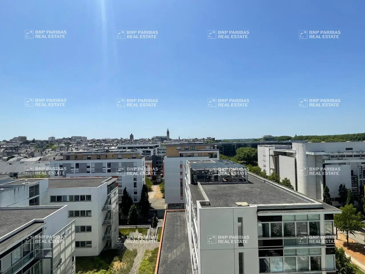 26 Allée François Mitterrand, Angers à louer Photo de l’immeuble– Image 1 sur 3