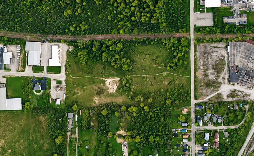 Industrial Dr, Fort Erie, ON à vendre Photo de l’immeuble– Image 1 sur 5