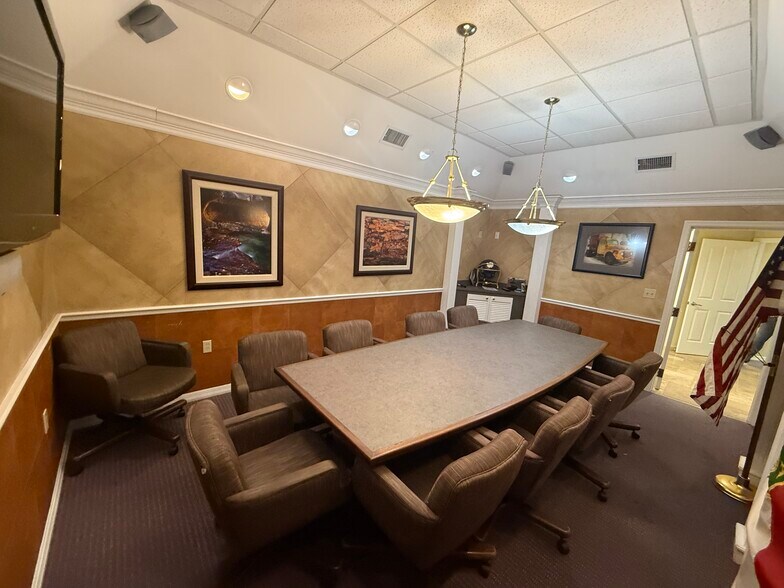 4205 Edgewater Dr, Orlando, FL à vendre - Photo de l’immeuble – Image 3 sur 8