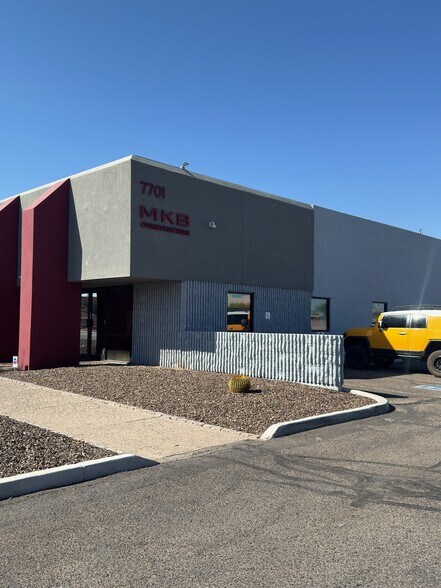 7701 N Business Park Dr, Tucson, AZ à vendre - Photo de l’immeuble – Image 1 sur 19