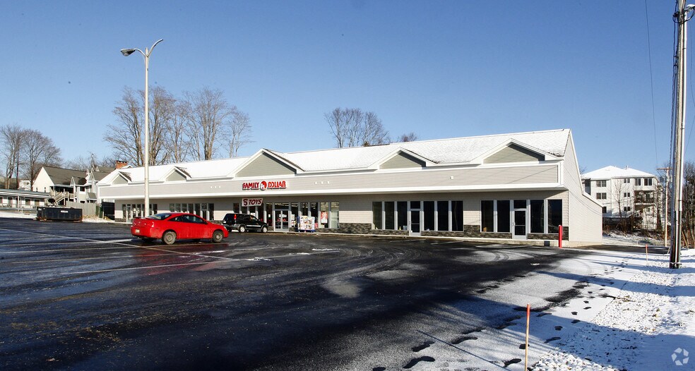 8 Heath St, Old Orchard Beach, ME à louer - Photo principale – Image 2 sur 3