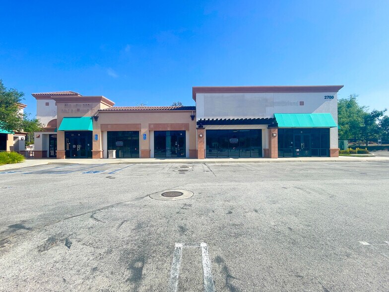 2665-2700 W Hillcrest Dr, Newbury Park, CA à louer - Photo de l’immeuble – Image 3 sur 8