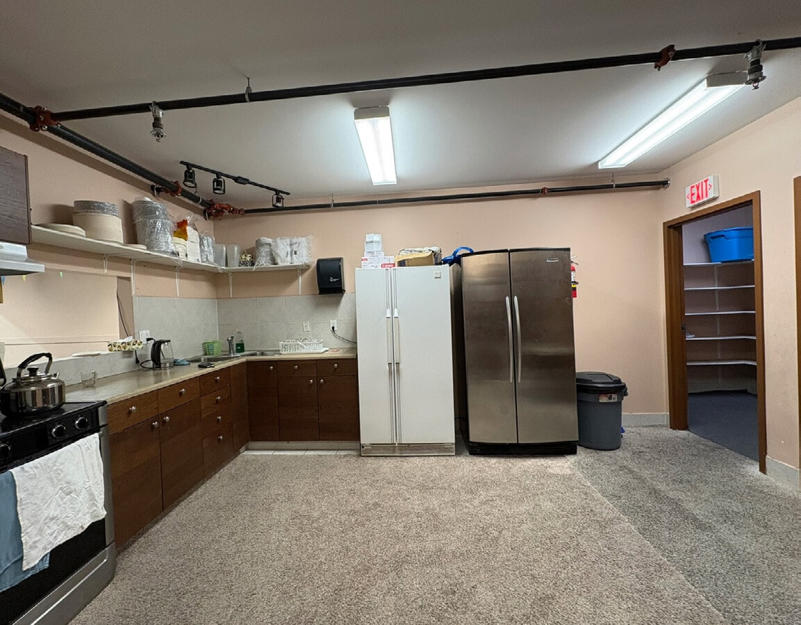 11211 180 St NW, Edmonton, AB T5S 0B4 - Lot 13 - - Photo intérieure - Image 1 of 4