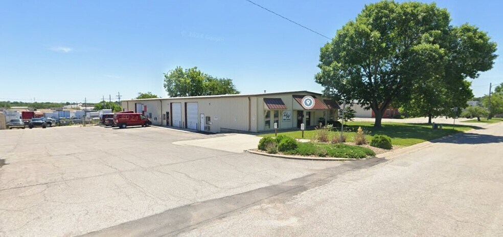 310 N Winchester St, Olathe, KS à vendre - Photo principale – Image 1 sur 9