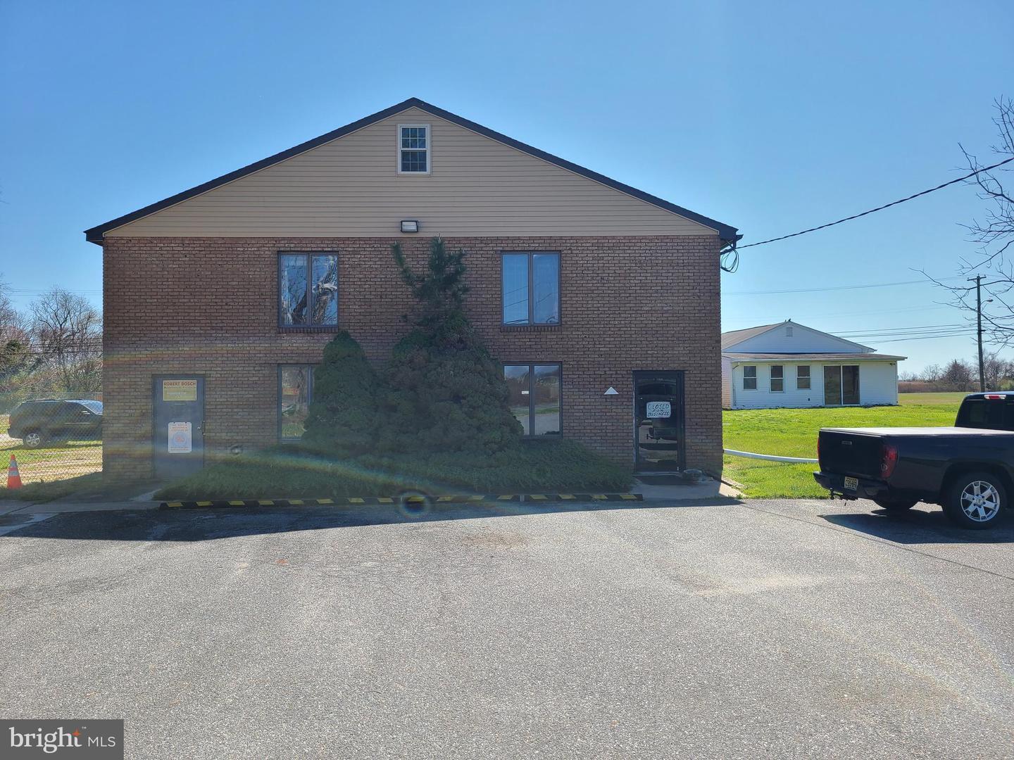 880 S Broadway, Pennsville, NJ à vendre Photo de l’immeuble– Image 1 sur 6
