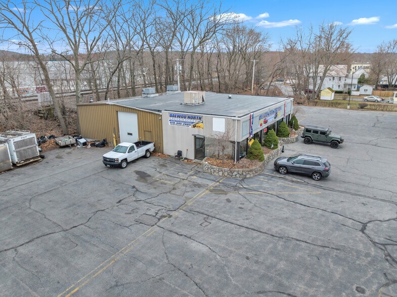 30 Summer St, Lunenburg, MA à vendre - Photo de l’immeuble – Image 1 sur 5